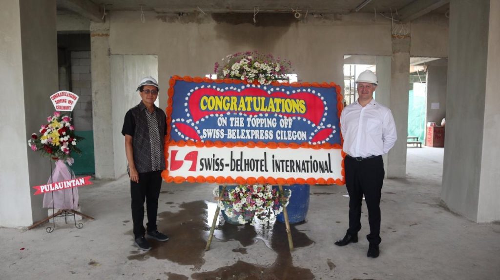 Topping-Off Ceremony Swiss-Belexpress Cilegon, Banten - Hero Intiputra